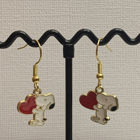 Snoopy Jewelry, Peanuts Earring, Snoopy Earring, Novelty Earring,… - Picture 5 of 6